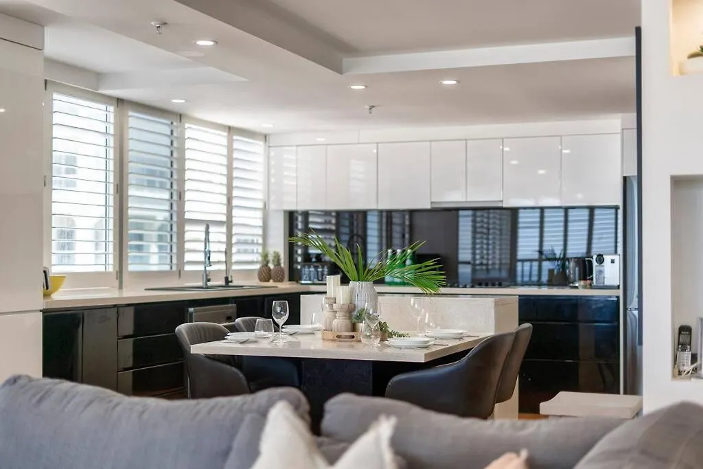 Absolute Beachfront Apartment 3B Pool Spa Gold Coast 0*,
